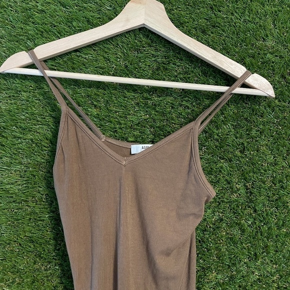 AGOLDE Spaghetti V-Strap Bodysuit in Toffee Size X-Small - Picture 6 of 9